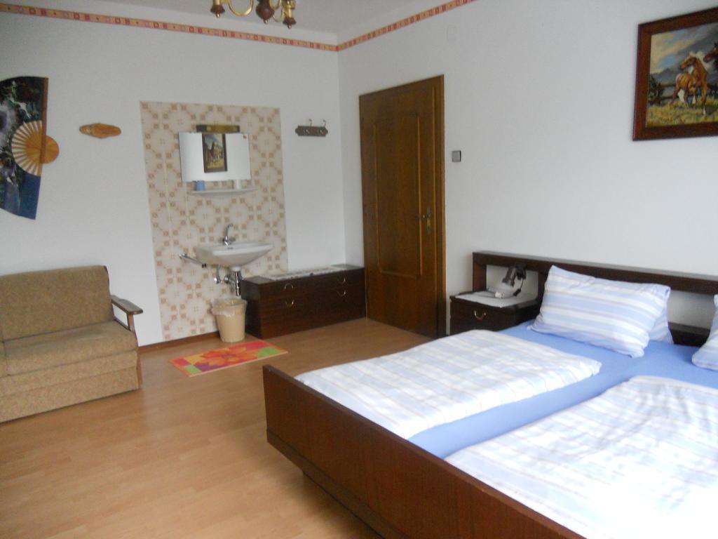 Ferienwohnung Gerti Kalt Lieserhofen Szoba fotó